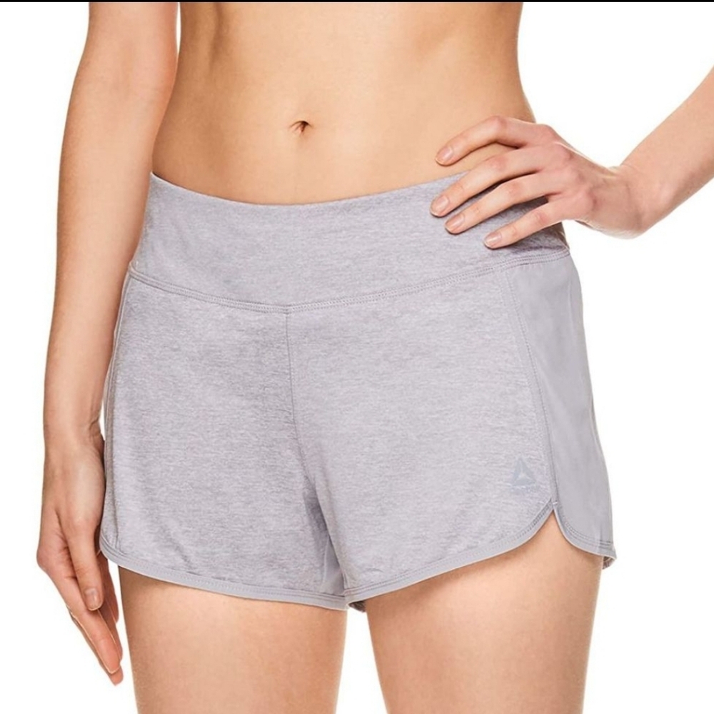NWOT Women Authentic Gray Reebok Shorts, sz M